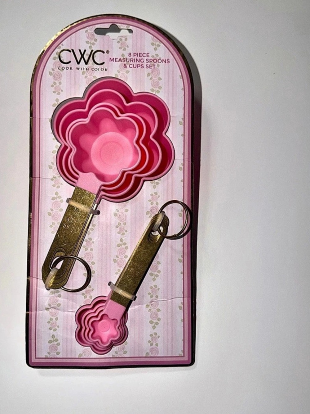CWC Pink 8-Piece Measuring Spoon & Cup Set NWT